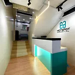 Hotel Tourist City Centre By Hotspot Essential
