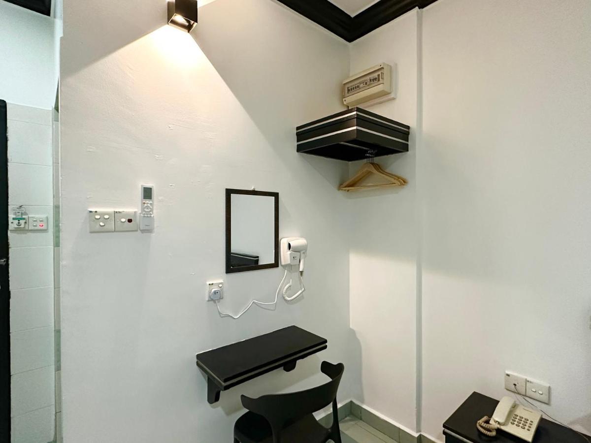 Tourist Centre By Hotspot Essential 2*