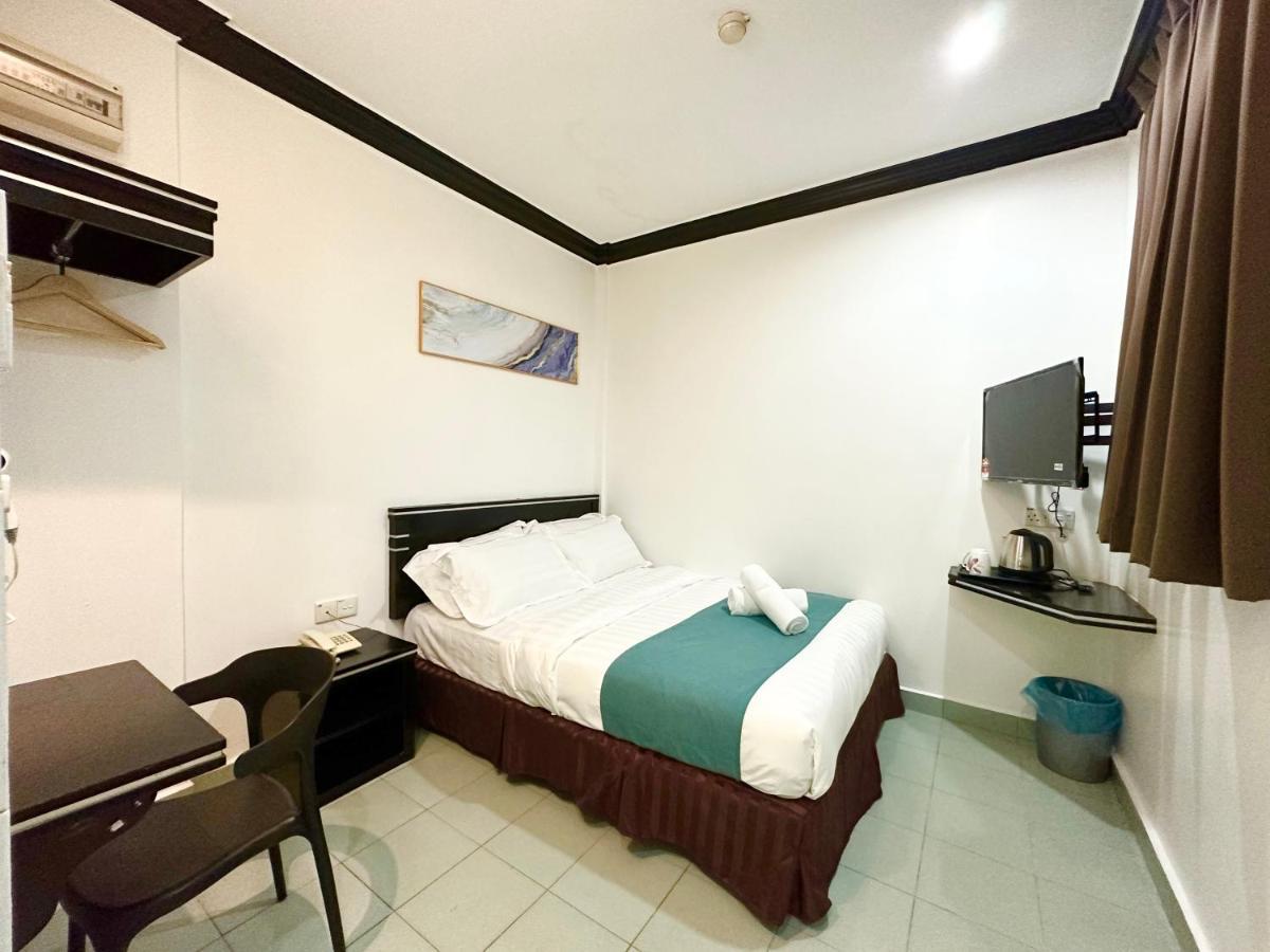 Tourist Centre By Hotspot Essential Hotel
