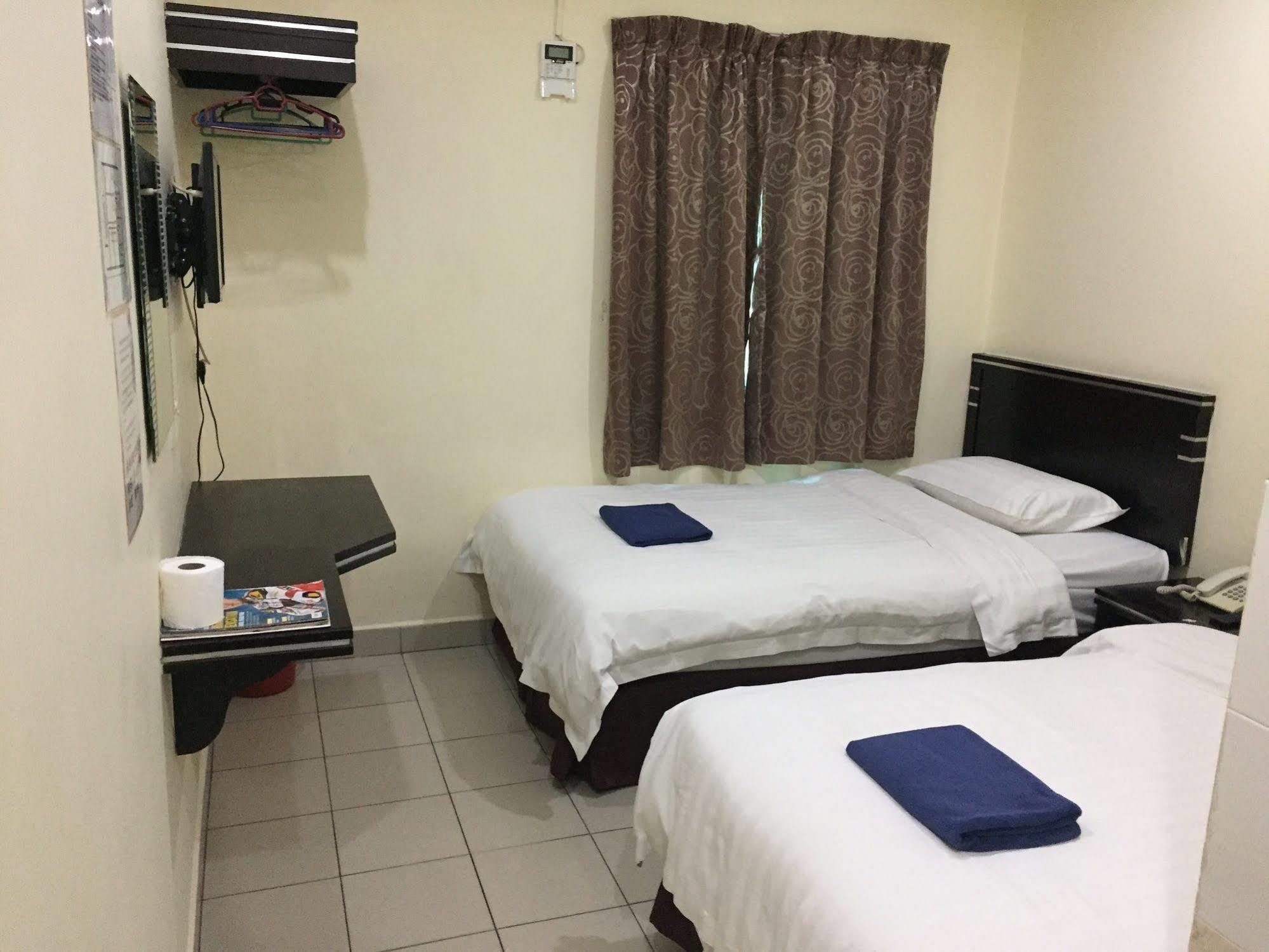 Tourist Centre By Hotspot Essential Hotel Kota Kinabalu